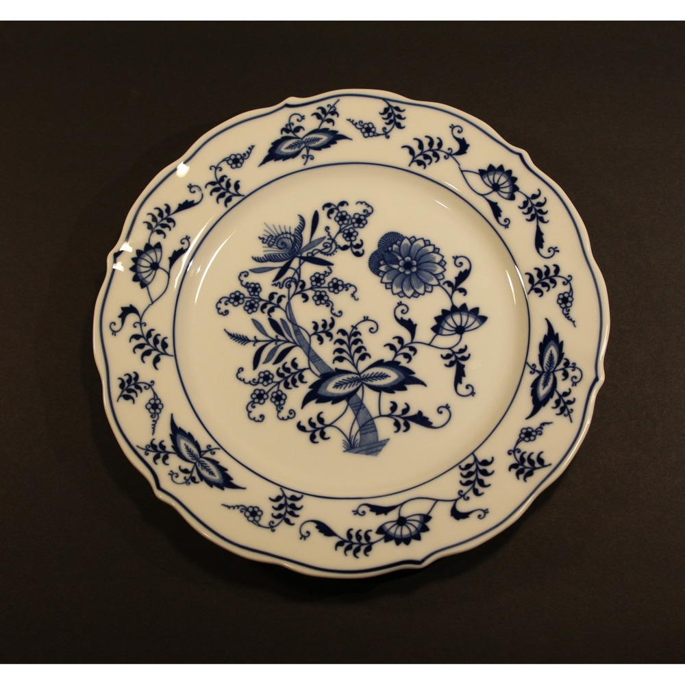 Blue Danube Japan Blue Onion-Salad Plate (8 3/4" /22cm) Porcelaine Dinnerware